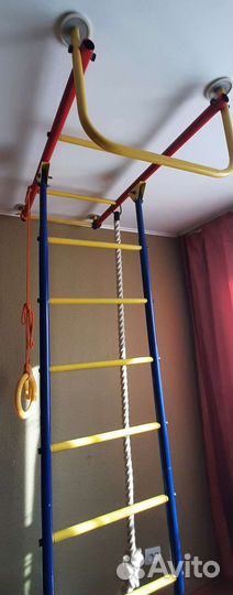 Детский спортивный уголок