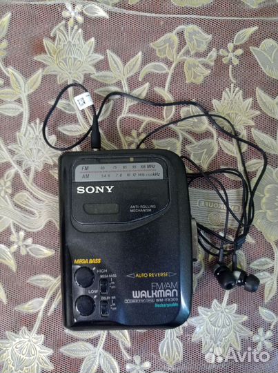 Кассетный плеер sony walkman