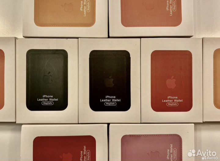 Apple MagSafe Wallet