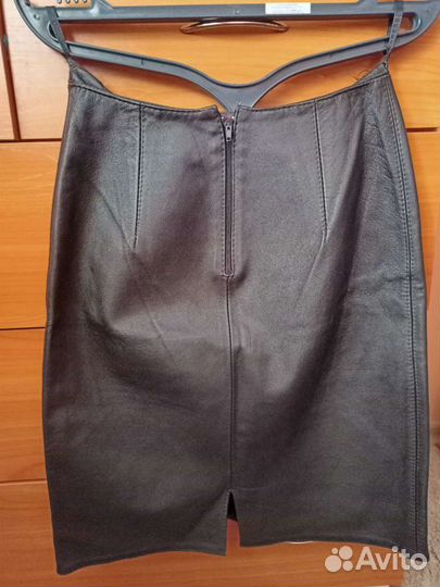 Юбка кожаная женская