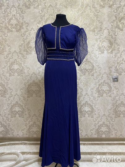 Вечернее платье