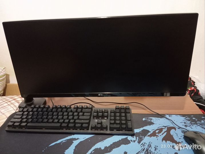 Монитор LG 21/9 25 дюймов