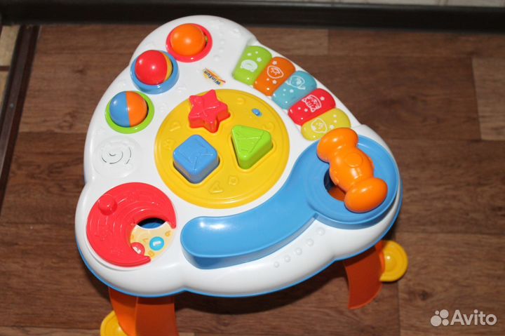 Музыкальный развивающий столик