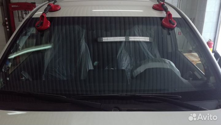 Лобовое стекло toyota landcruiser prado 150