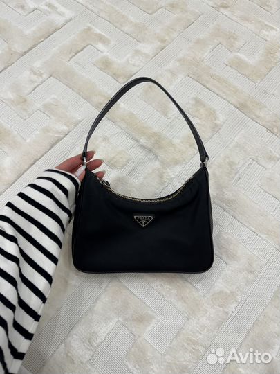 Сумка Prada Re-edition оригинал