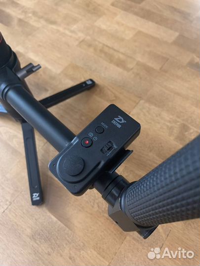 Стабилизатор Zhiyun Crane 2 (V3)