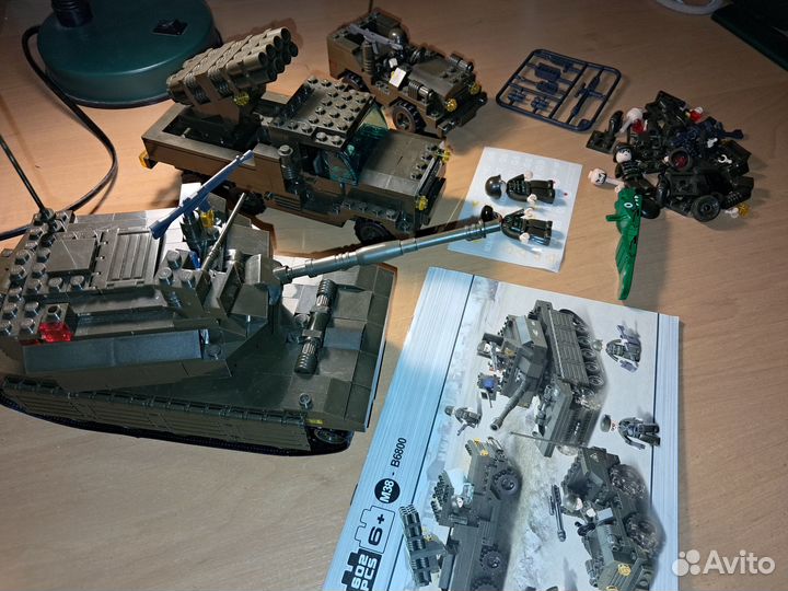 Конструктор Sluban Полевые учения M38-B6800 602 эл