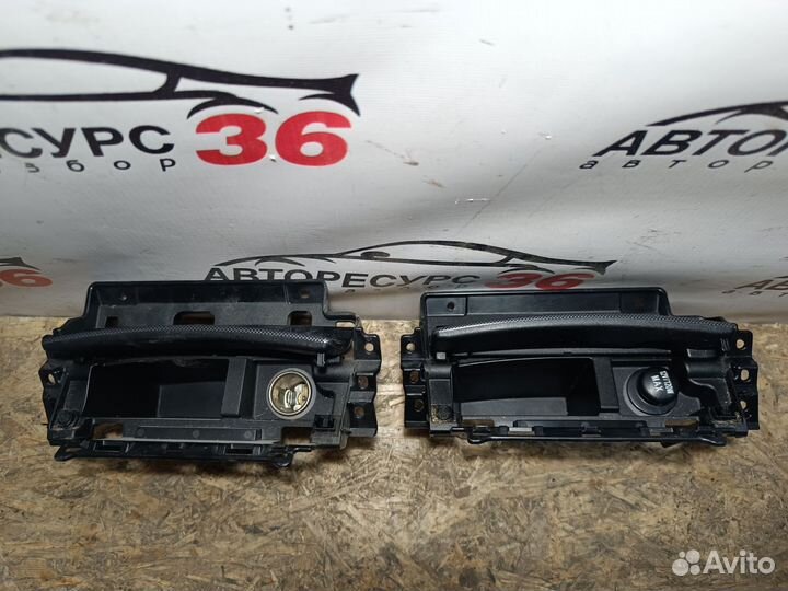 Пепельница Митсубиси Лансер 10