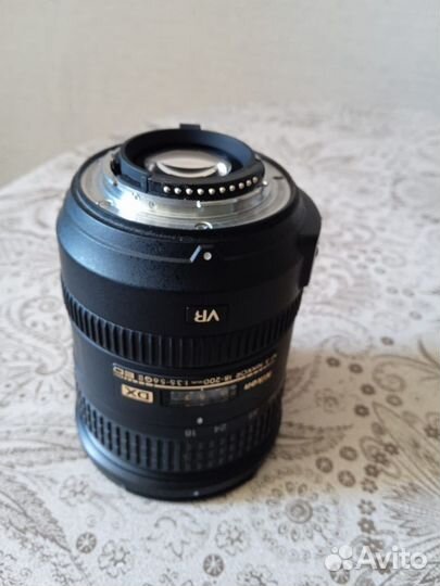 Продаю Объектив AF-S Nikkor 18-200 mm на Nikon