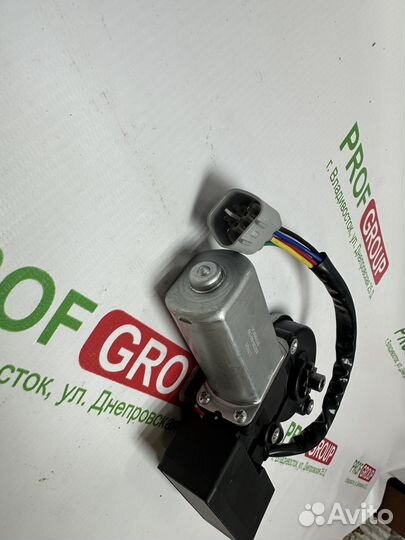 Мотор стеклоподъемника передний левый Toyota Land