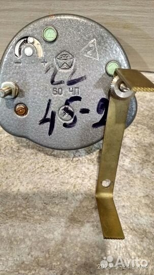 Часы авиационные