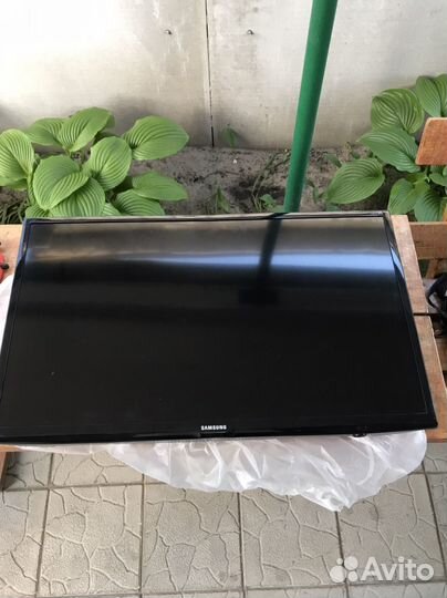 Телевизор samsung