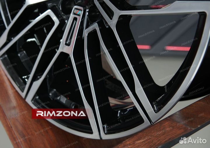 Кованые диски R22 на Bmw X6 F96