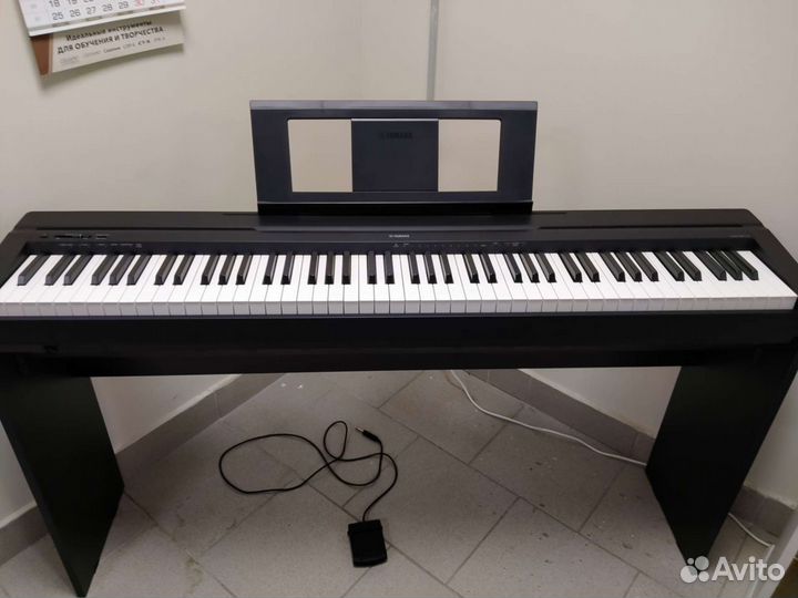 Цифровое пианино Yamaha p-45 + стойка