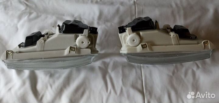 Фары на Volkswagen Passat B4. Новые