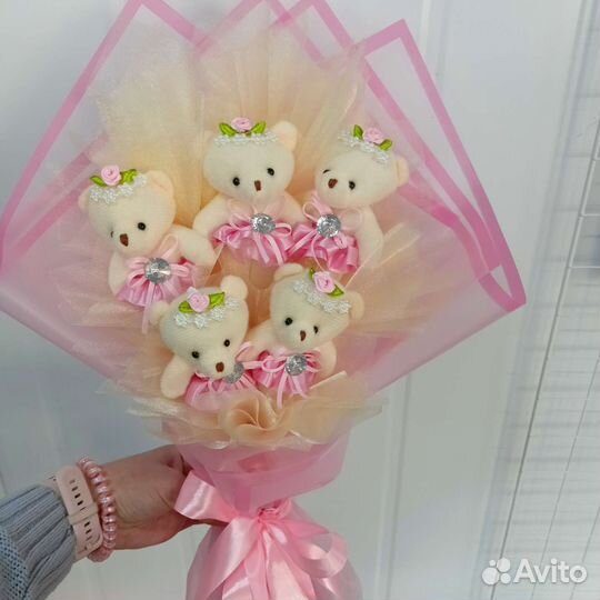 Букет из игрушек