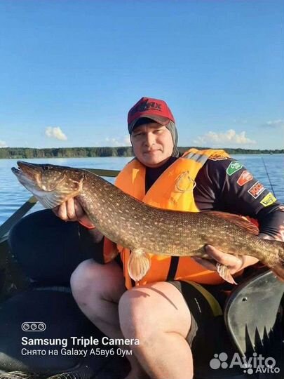 Рыбалка с гидом, егерем на озере Селигер