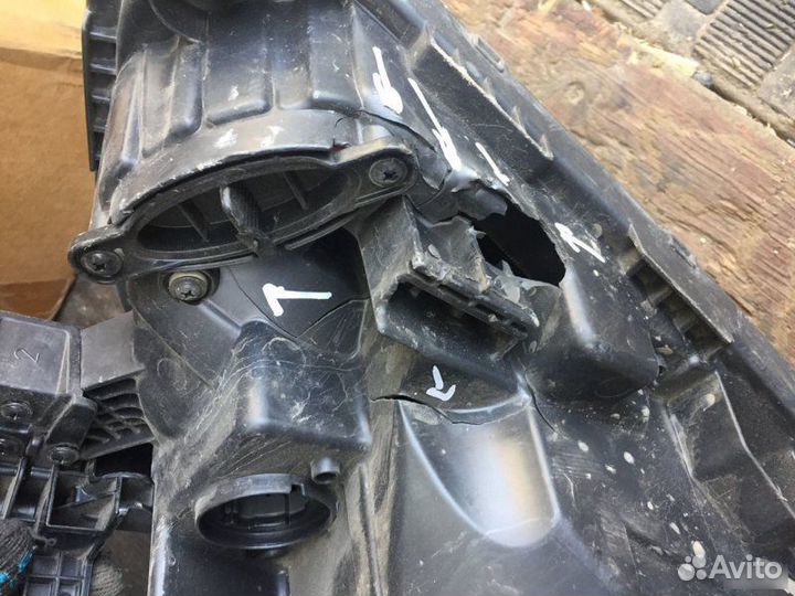 Фара левая Kia Rio 4