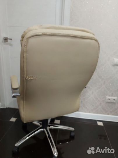 Офисное компьютерное кресло бу