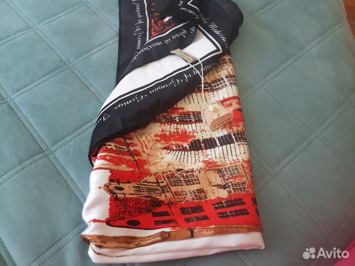 Платок шелковый женский новый