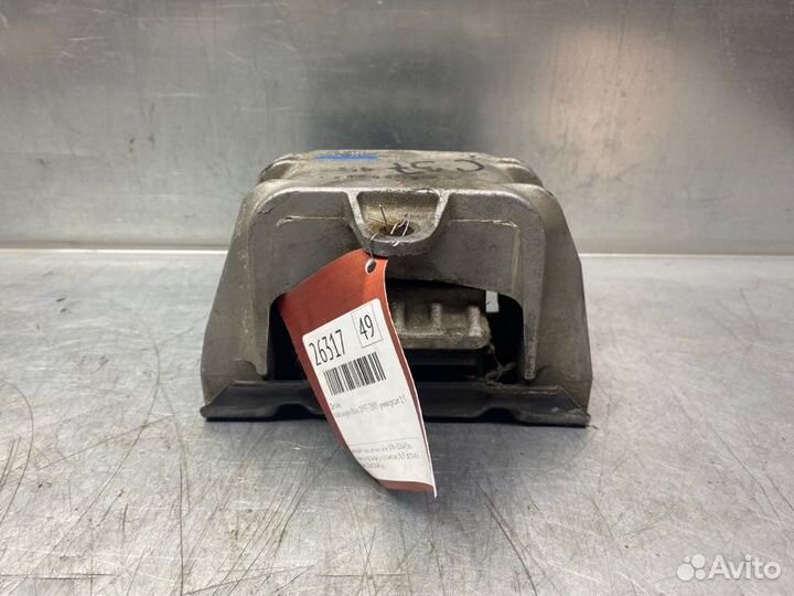 Опора двигателя левая Volkswagen Bora 1997-2005