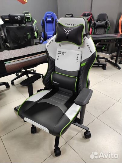 Кресло компьютерное игровое
