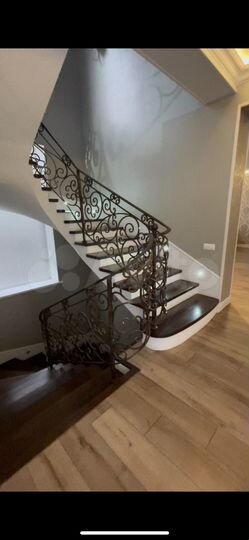 Дом 330 м² на участке 4 сот.