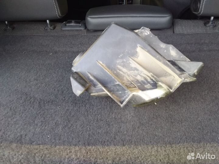 Противотуманная фара opel astra h правая