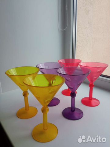 Праздничные фужеры цветные пластиковые 6 шт