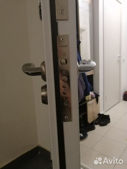 Аварийное вскрытие замков, замена и ремонт 24/7