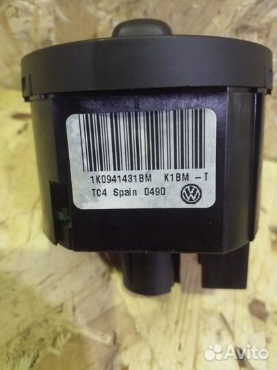 Переключатель света фар Volkswagen Passat B6