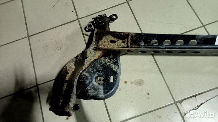 Задняя балка Шевроле Кобальт