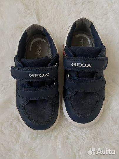 Кроссовки geox 24