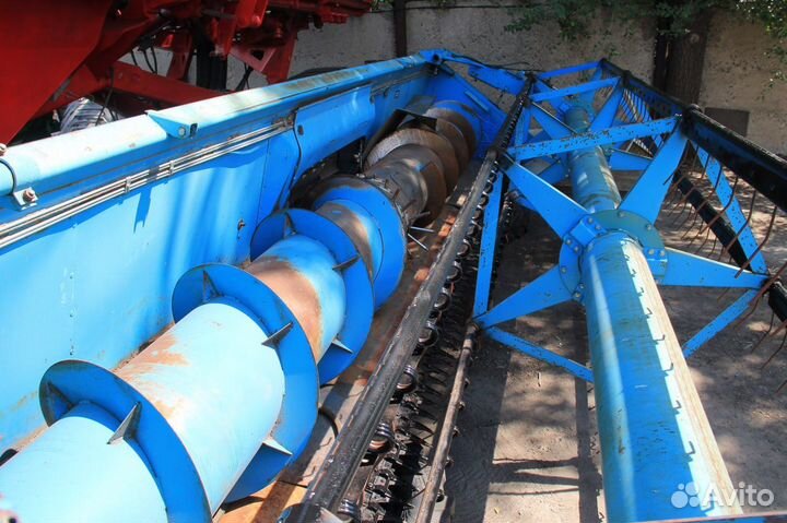 Комбайн Агромаш Агромаш 3000, 2018