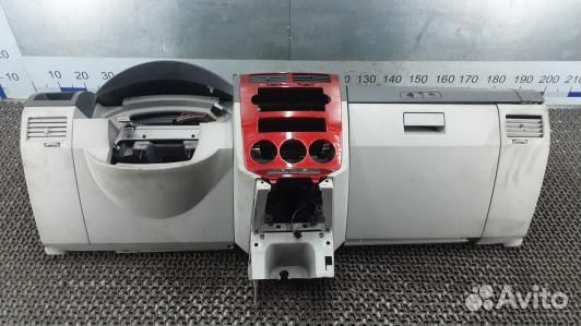 Панель приборов (торпедо) dodge caliber (8AR09IS01