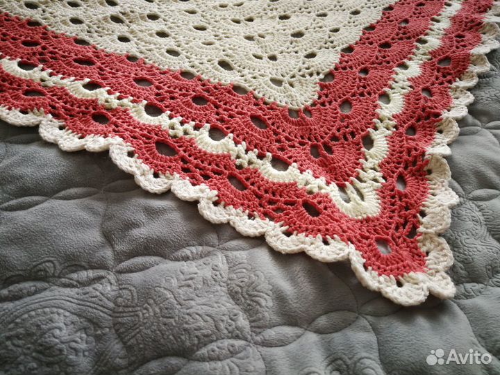 Вязаный платок-косынка, ручная работа