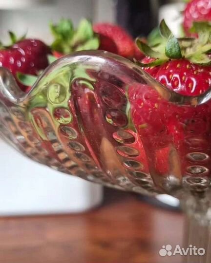 Ваза для фруктов старое стекло