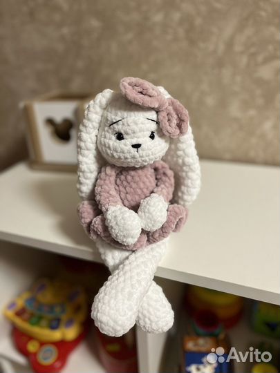 Плюшевый заяц