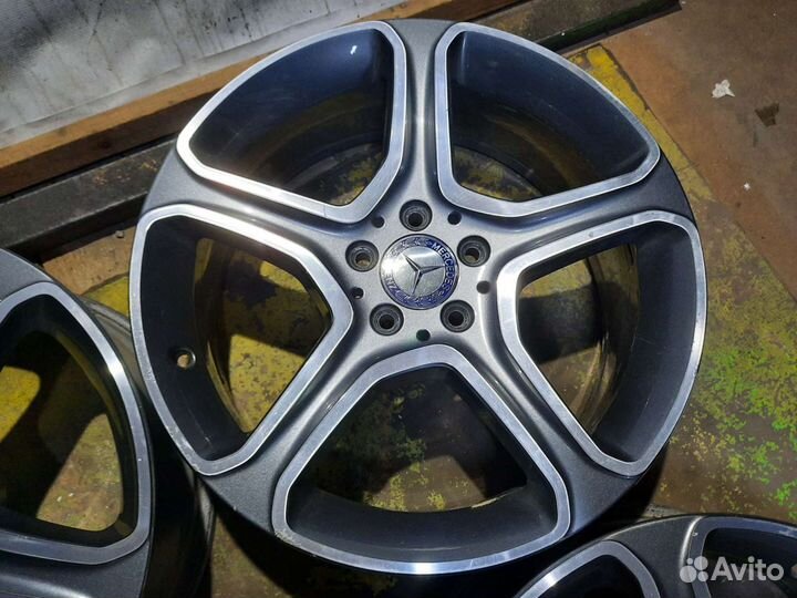 Комплект литых дисков R19 Mercedes