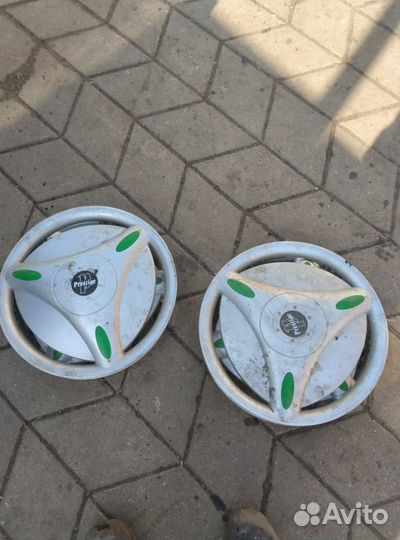 Продам колпаки r14 новые