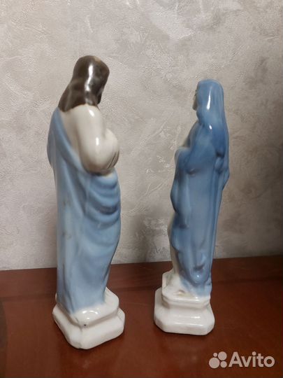 Фарфоровые статуэтки