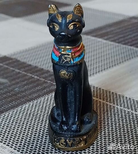 Статуэтки, сувенир, брелок