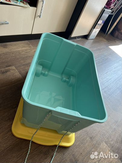 Ящик для игрушек на колесиках