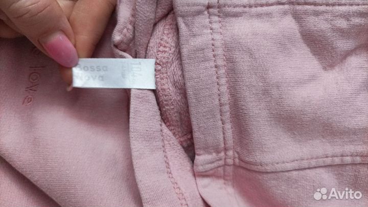 Спортивные костюм