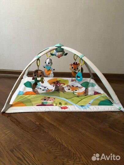 Развивающий коврик tiny love