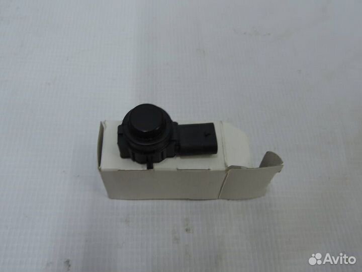 Датчик парковки задний Volkswagen Tiguan 2016
