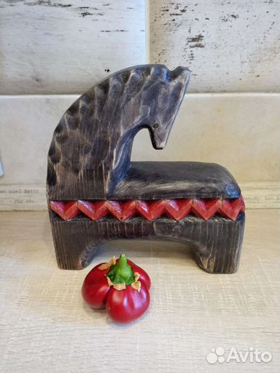 Фигуры из дерева