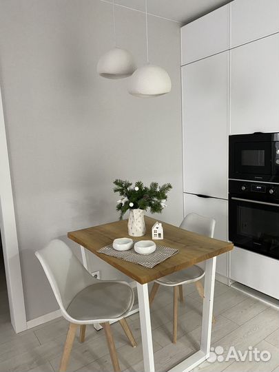 Стол из ясеня и стулья