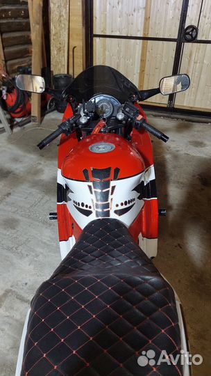 Honda cbr 600 f2