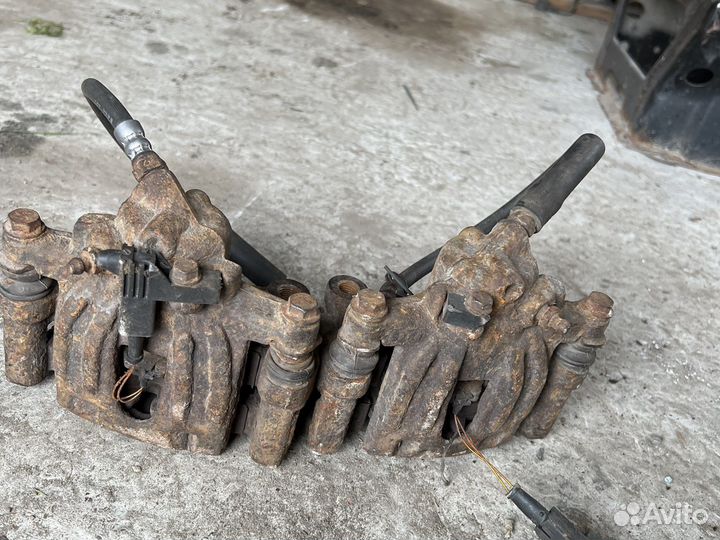 Супорта Mercedes Vita W639